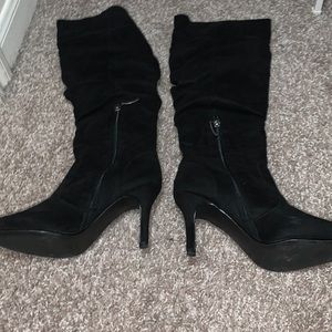 Knee high black stiletto boots size 6